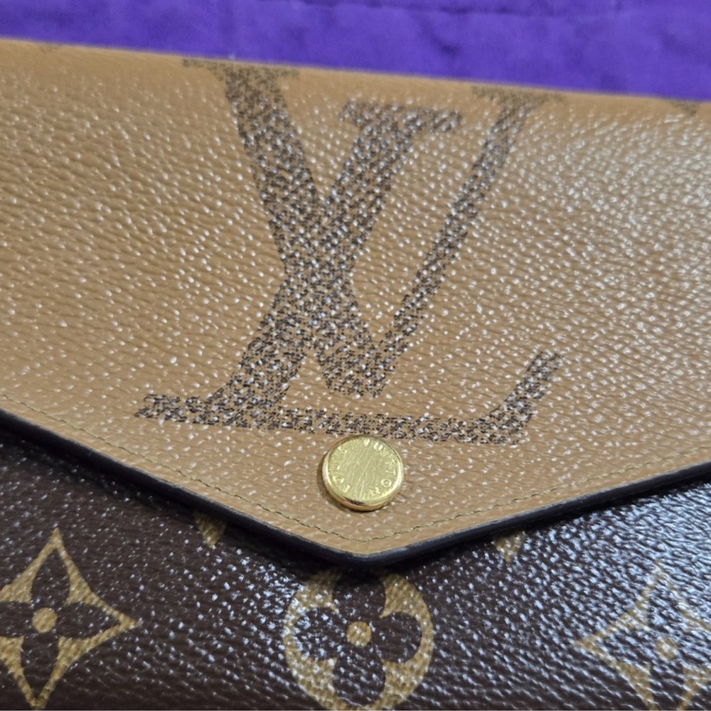 Louis Vuitton Reverse Monogram Long Sarah Wallet - Picture 5 of 13